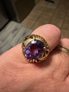 Gold Ring with Oval Purple Amethyst Center